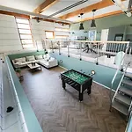 Badeanstalt I Loft Nuernberg I 5 Minuten Zu Fuss Zum Kostenlosen Naturbad I Messenaehe I Waldnaehe Дом отдыха
