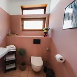 Badeanstalt I Loft Nuernberg I 5 Minuten Zu Fuss Zum Kostenlosen Naturbad I Messenaehe I Waldnaehe Postbauer-Heng
