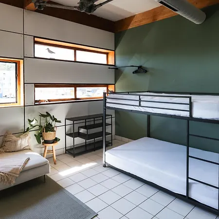 Holiday home Badeanstalt I Loft Nuernberg I 5 Minuten Zu Fuss Zum Kostenlosen Naturbad I Messenaehe I Waldnaehe