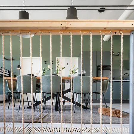 Badeanstalt I Loft Nuernberg I 5 Minuten Zu Fuss Zum Kostenlosen Naturbad I Messenaehe I Waldnaehe Holiday home *