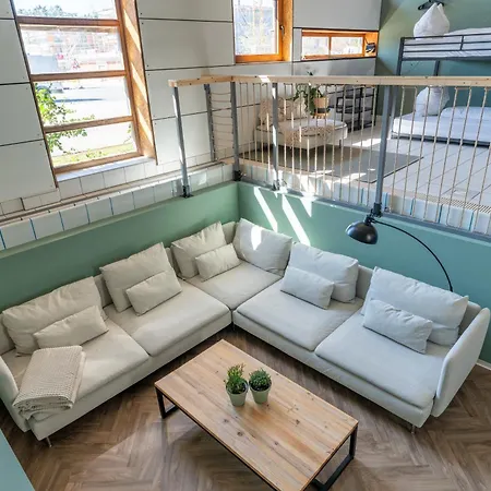 Holiday home Badeanstalt I Loft Nuernberg I 5 Minuten Zu Fuss Zum Kostenlosen Naturbad I Messenaehe I Waldnaehe