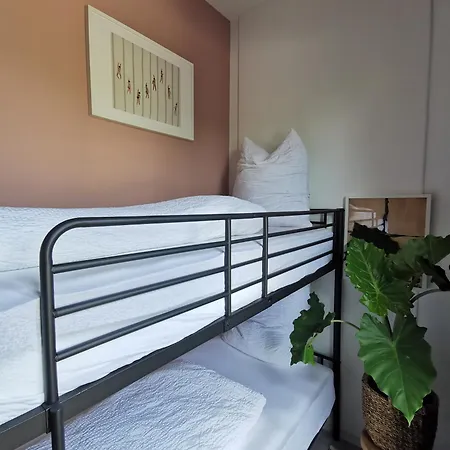 Badeanstalt I Loft Nuernberg I 5 Minuten Zu Fuss Zum Kostenlosen Naturbad I Messenaehe I Waldnaehe Holiday home *